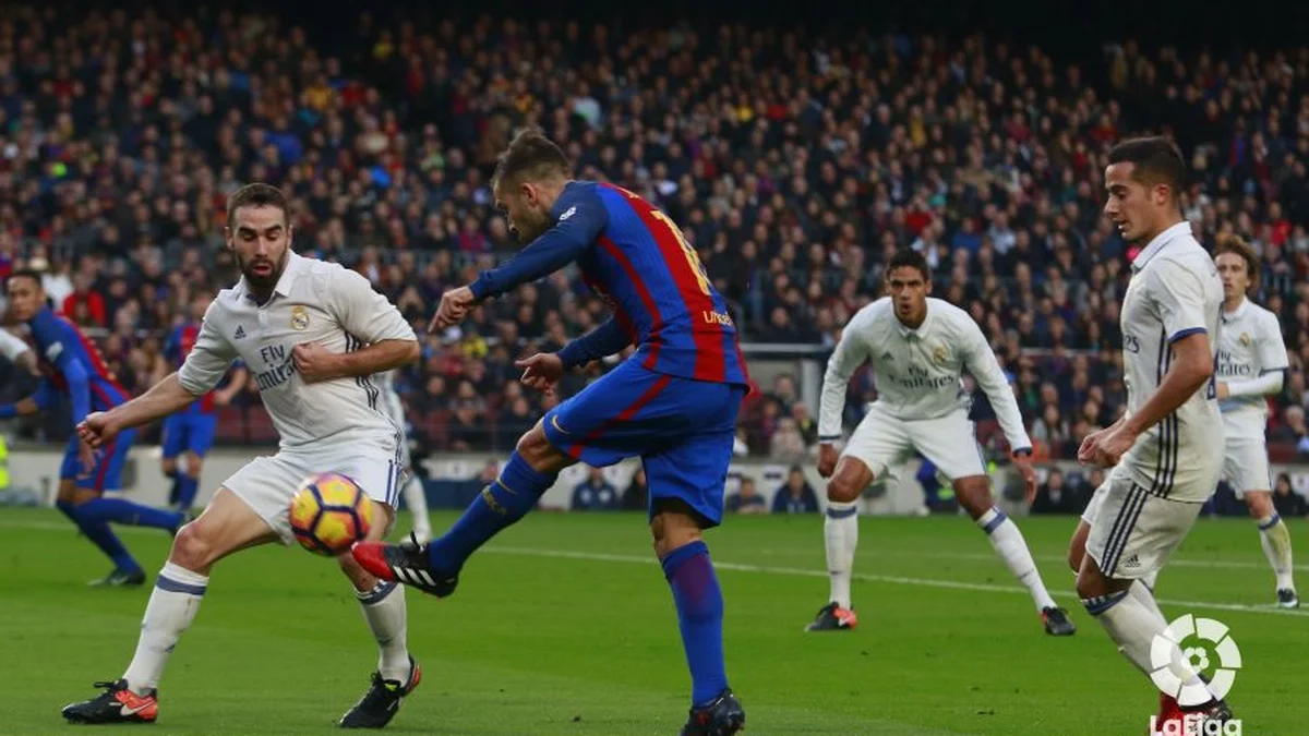 Barcelona staff strike El Clasico